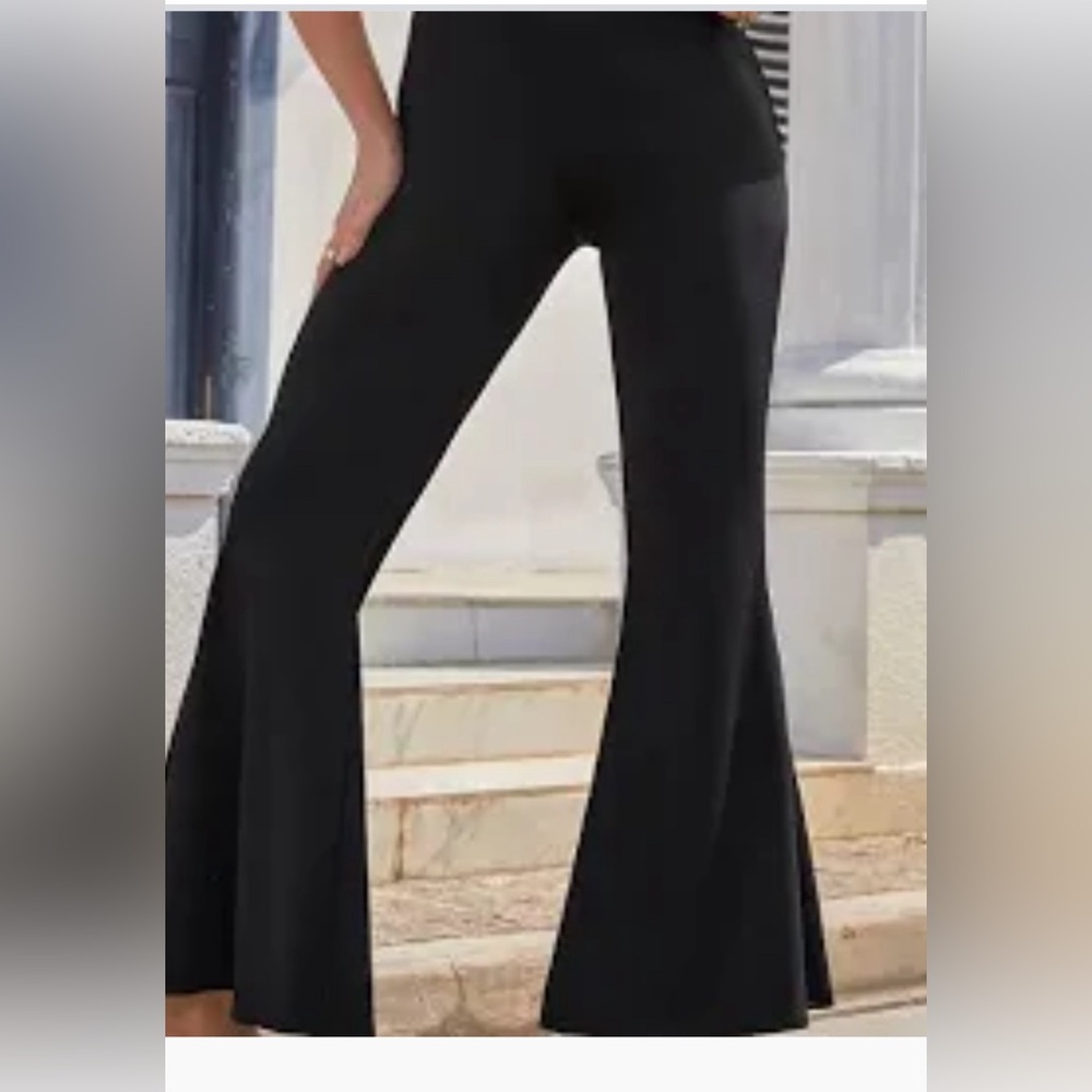 Black bell style leg pants